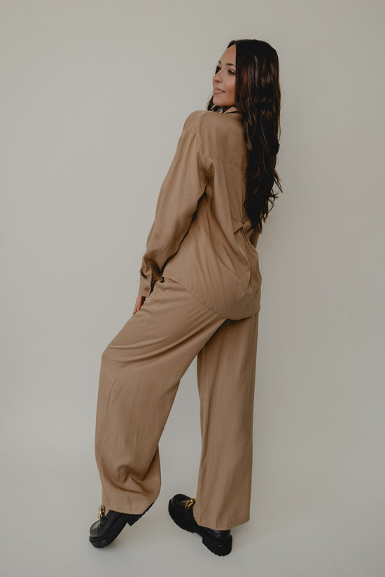 Dress Code Pleat Pants Taupe