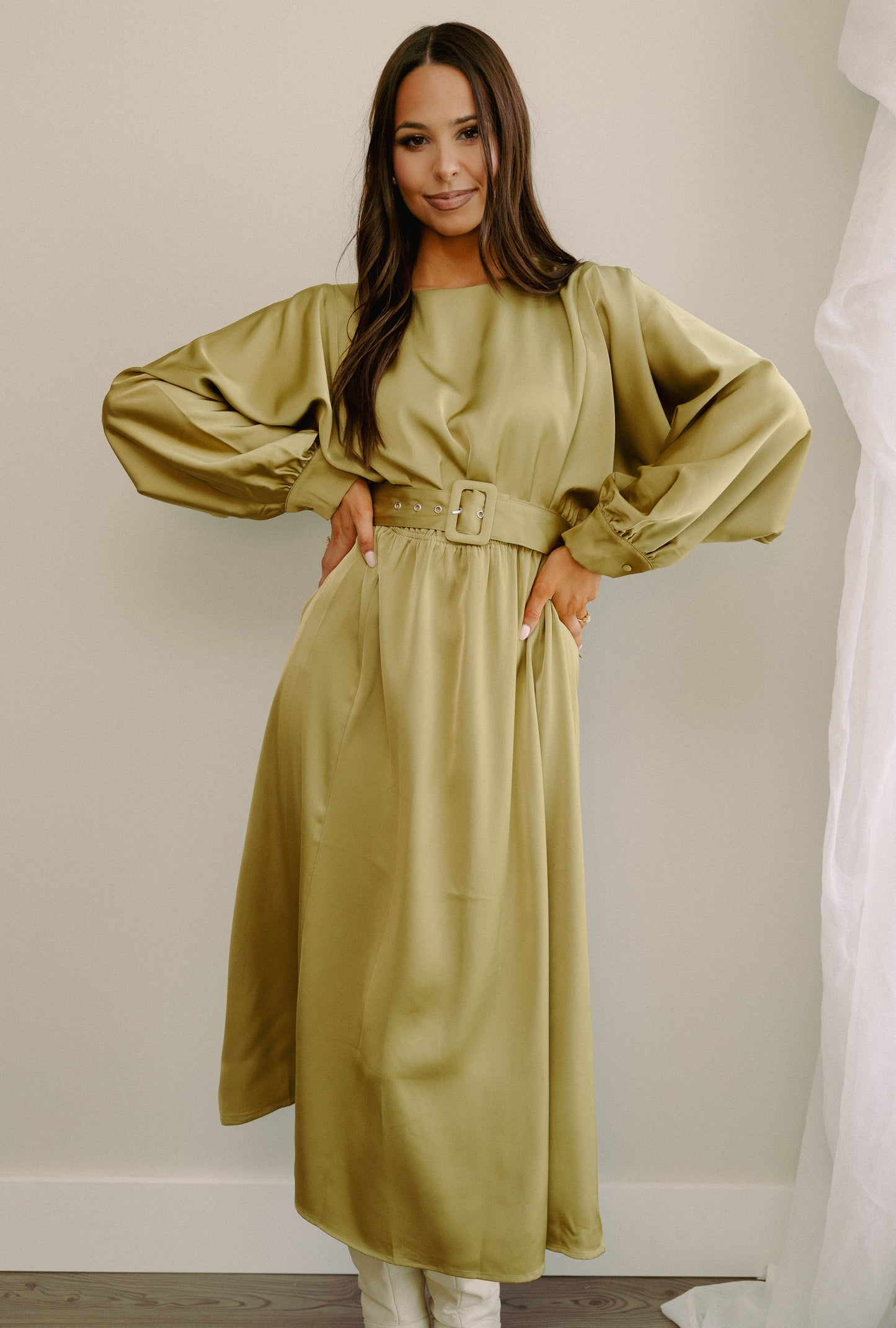 Mood Boost Belted Midi Dress Peridot