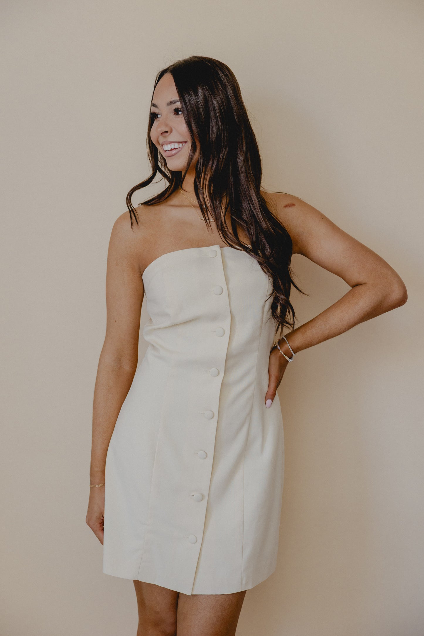 Lavish Strapless Dress Cream